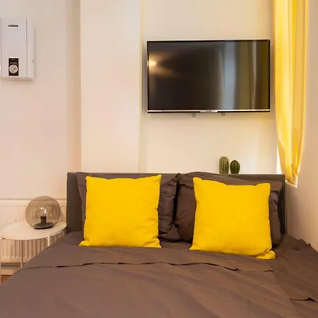 Apartment 112 Joachim Hlinks Berlin