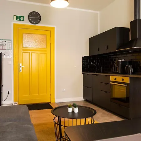 112 Joachim Hlinks Apartment *