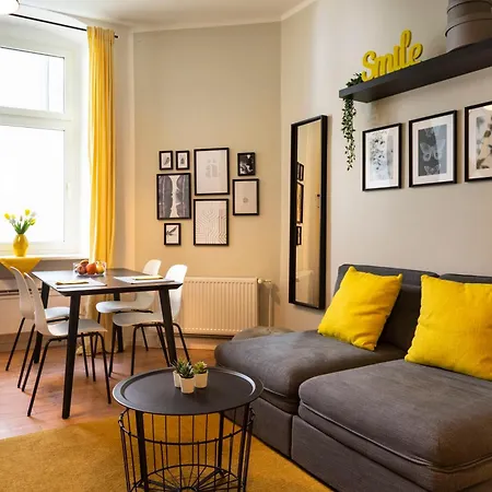 Apartment 112 Joachim Hlinks